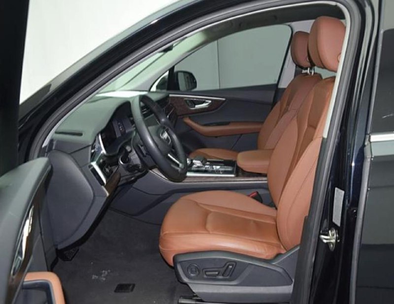 Audi Q7 2021