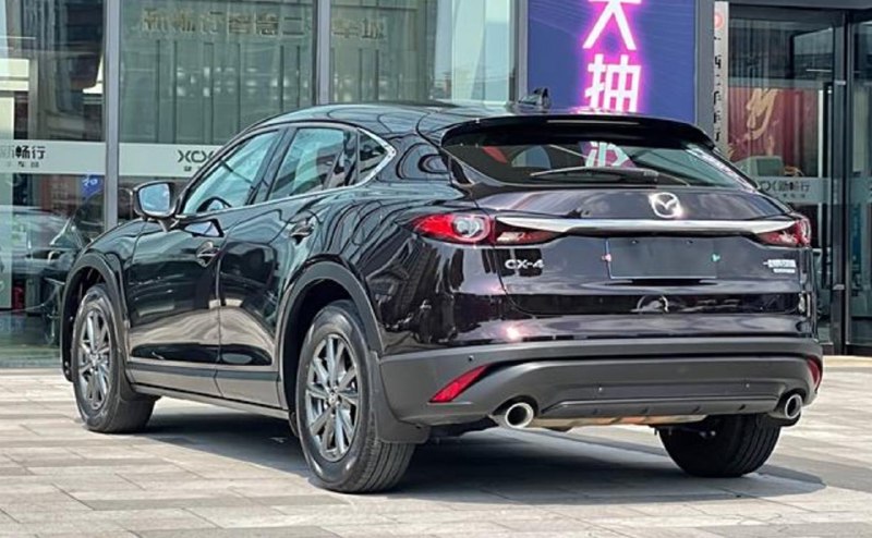 Mazda CX-4 2022