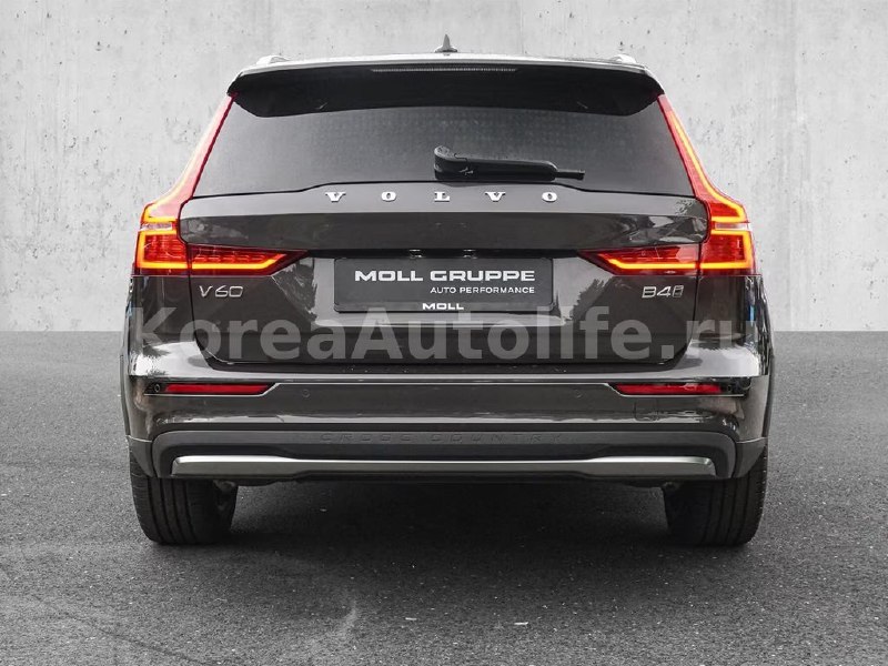 Volvo V60 Cross Country 2024