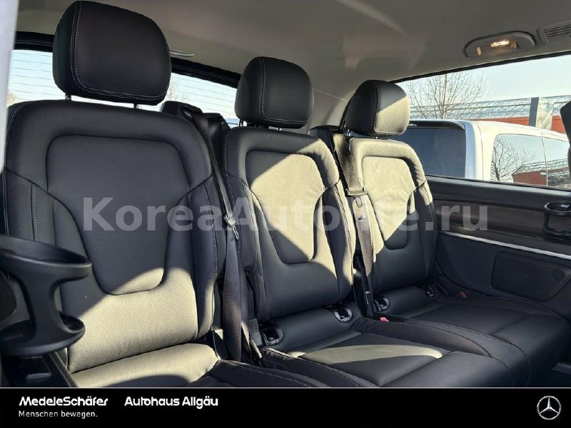 Mercedes-Benz V 300 d 4MATIC 2025