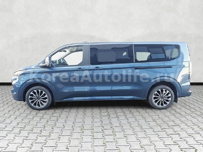 Ford Tourneo Custom 2.0 EB 2025