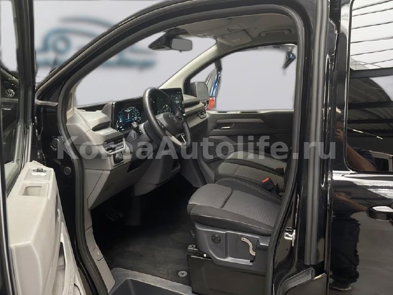 Volkswagen T7 Caravelle 2.0 TDI 2025
