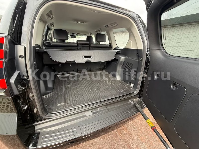 Toyota Land Cruiser 2.8 D-4D 2024