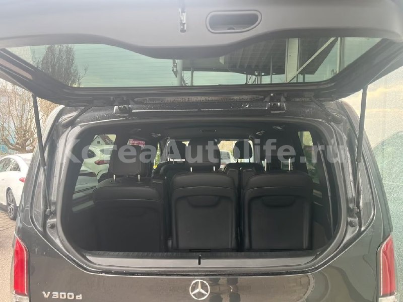 Mercedes-Benz V 300 d 2025