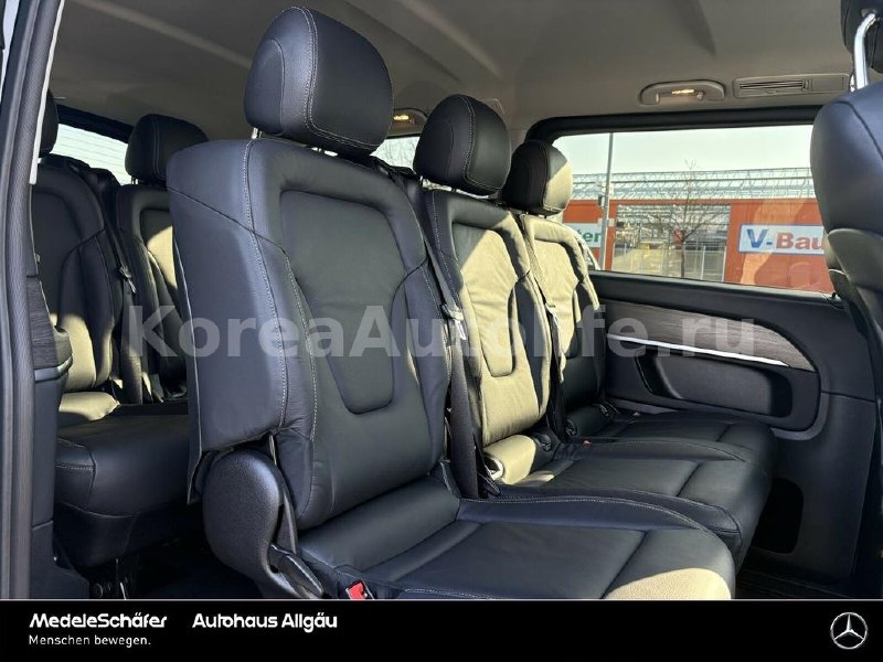 Mercedes-Benz V 300 d 4MATIC 2025